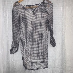 Soft Surroundings White and Black T Shirt Large